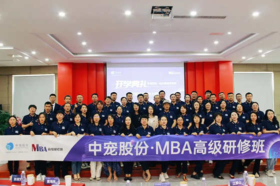 �������ʹ���-׷�󿵽�,����һ������